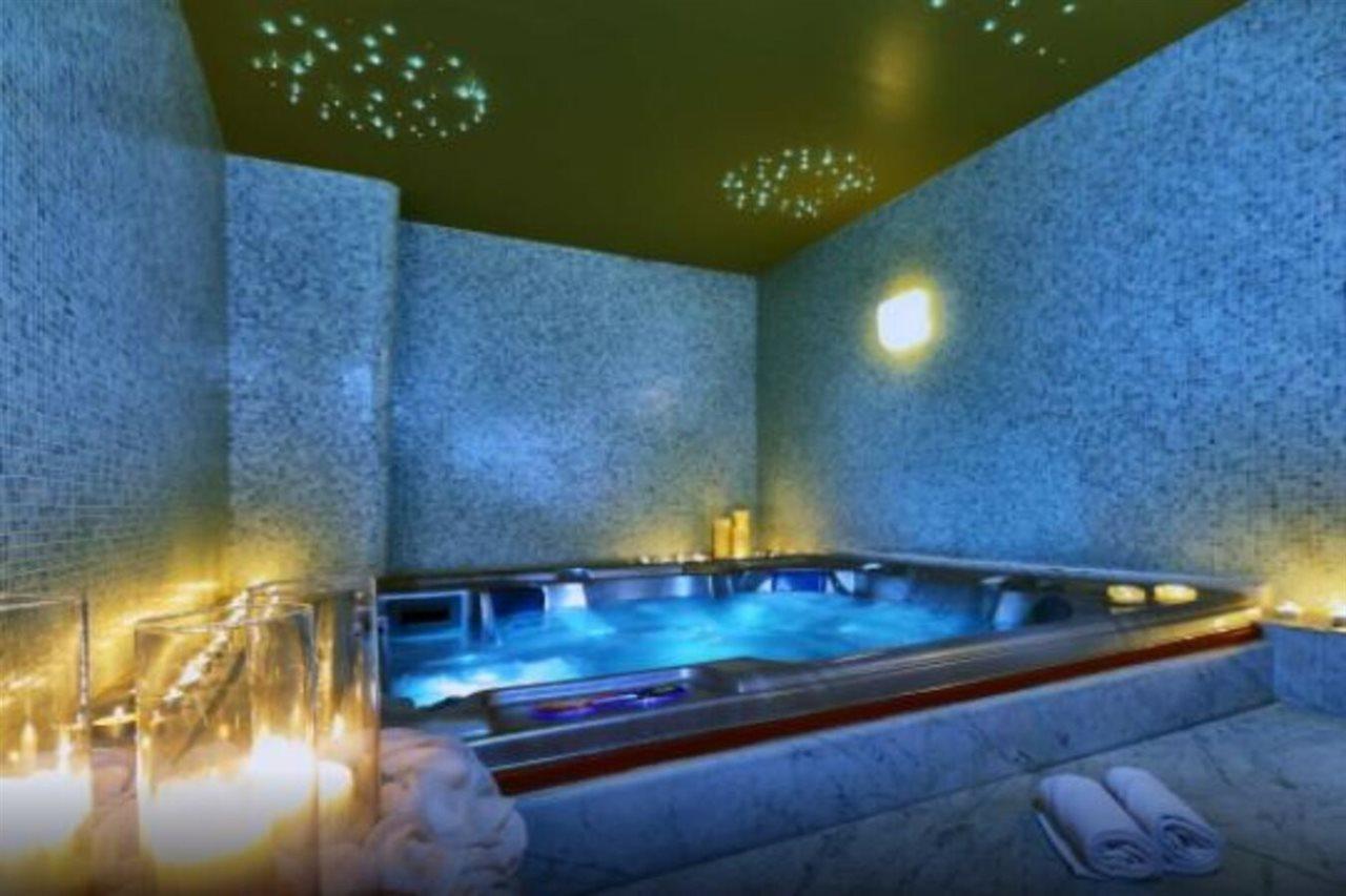 Sitia Beach City Resort & Spa Sitia (Crete) Exterior foto A spa in the hotel