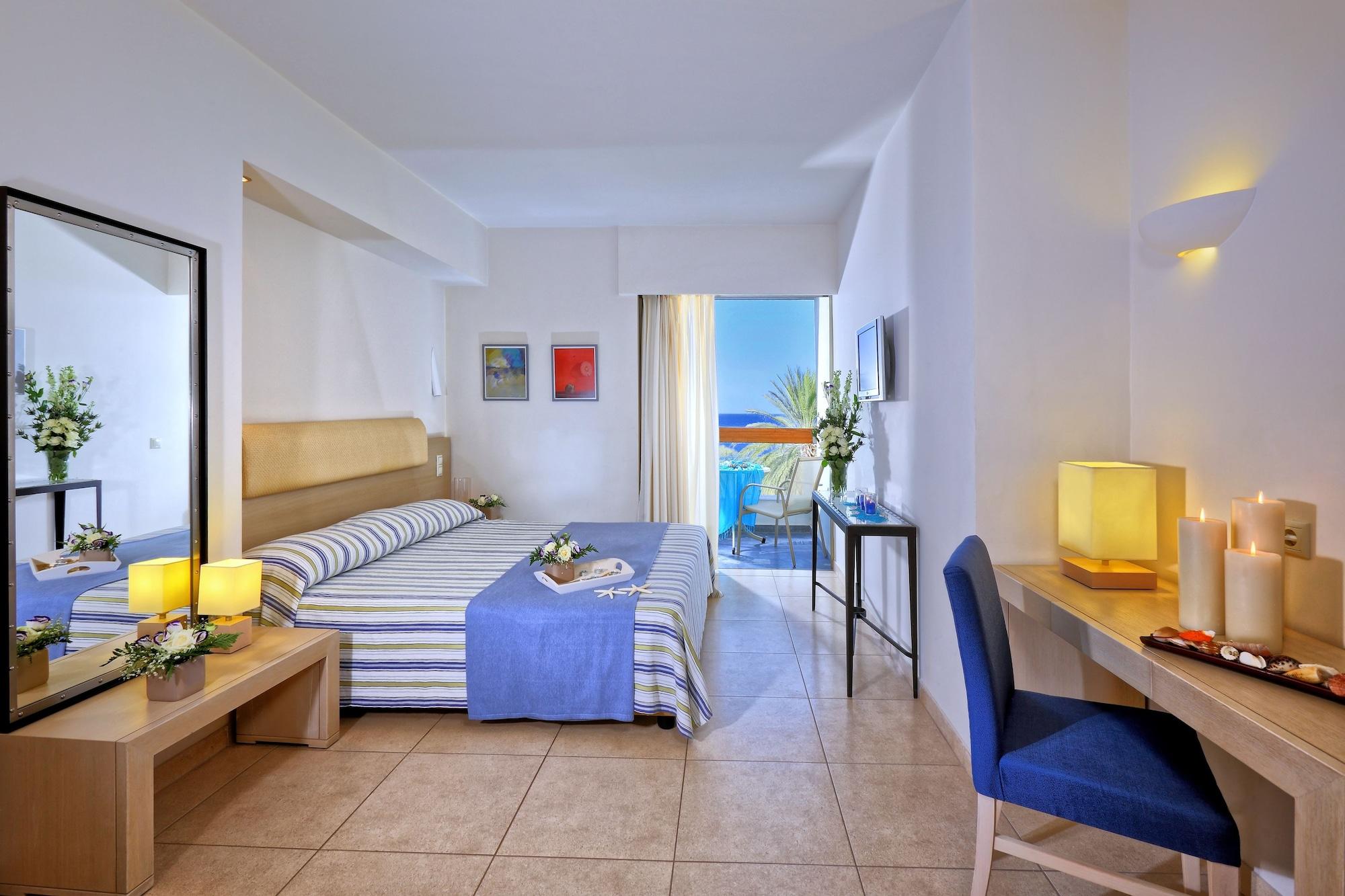 Sitia Beach City Resort & Spa Sitia (Crete) Exterior foto A typical room at the hotel