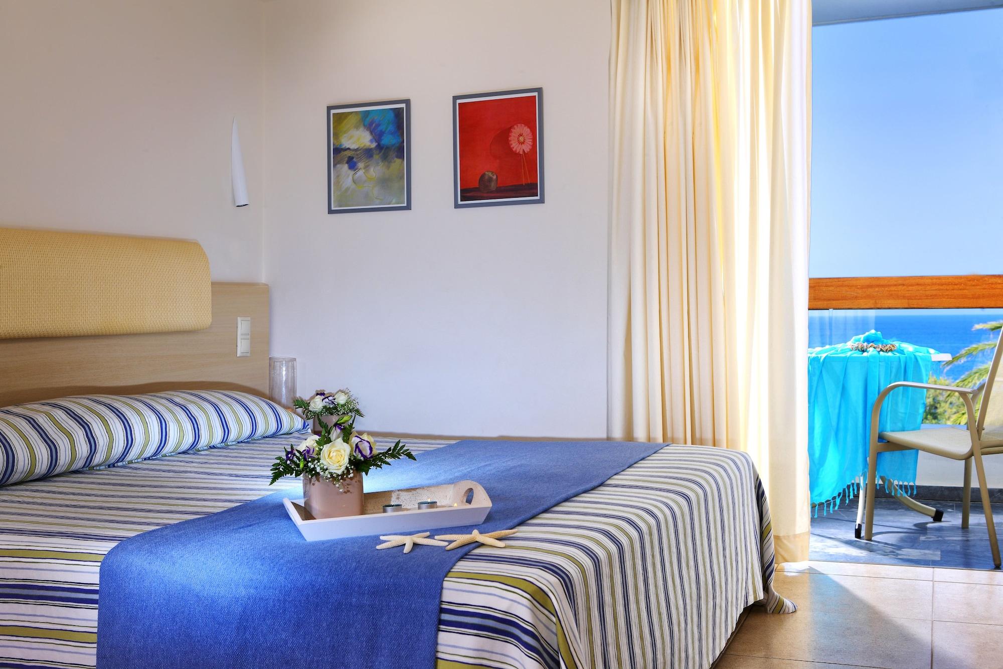 Sitia Beach City Resort & Spa Sitia (Crete) Exterior foto A typical room at the hotel