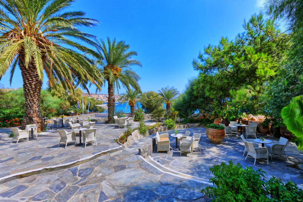 Sitia Beach City Resort & Spa Sitia (Crete) Exterior foto The beach at the hotel